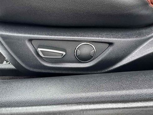 Used 2015 Ford Mustang GT Premium RWD image 23
