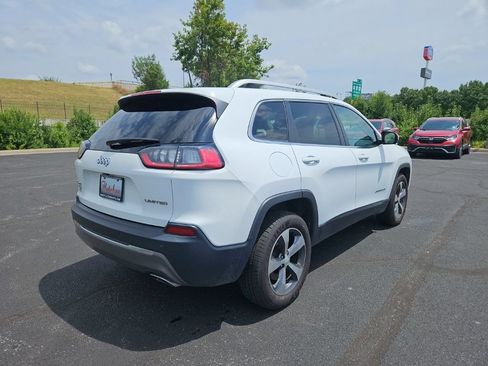 Used 2019 Jeep Cherokee Limited AWD/4WD image 5