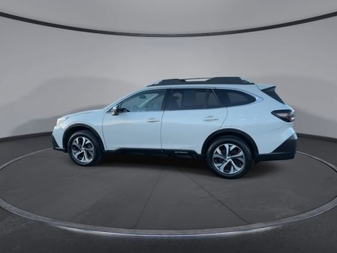 Used 2020 Subaru Outback Touring image 5