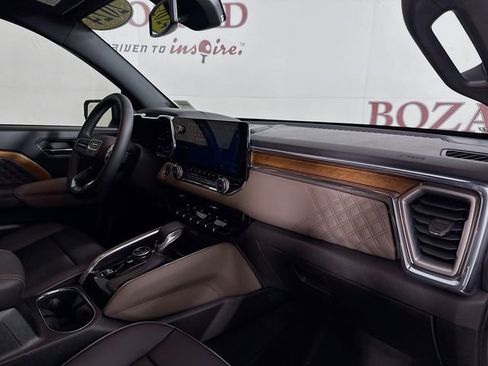 Used 2024 GMC Canyon Denali image 34