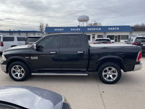 Used 2016 RAM 1500 Laramie w/ Convenience Group AWD/4WD image 10