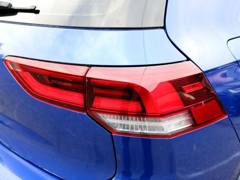 Used 2024 Volkswagen Golf R image 6