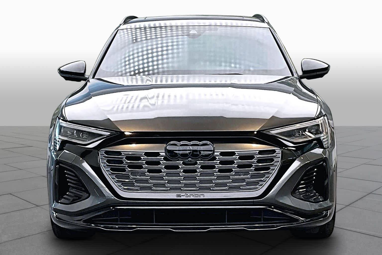 Certified 2024 Audi Q8 e-tron Prestige w/ Prestige Package AWD/4WD image 3