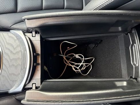 Used 2021 Mercedes-Benz GLC 300 4MATIC image 24