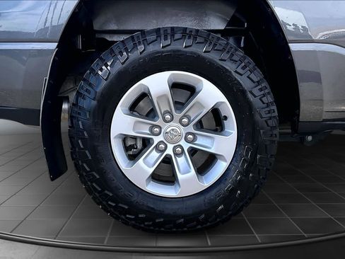 Used 2024 RAM 1500 Laramie image 35