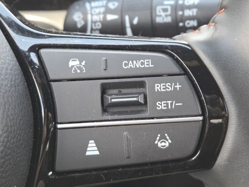 Used 2024 Honda HR-V Sport image 6