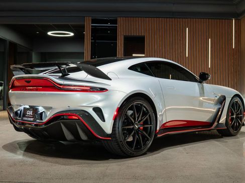 Used 2023 Aston Martin V12 Vantage RWD image 6
