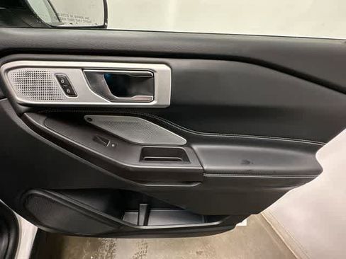 Used 2020 Ford Explorer ST w/ Premium Technology Package image 24
