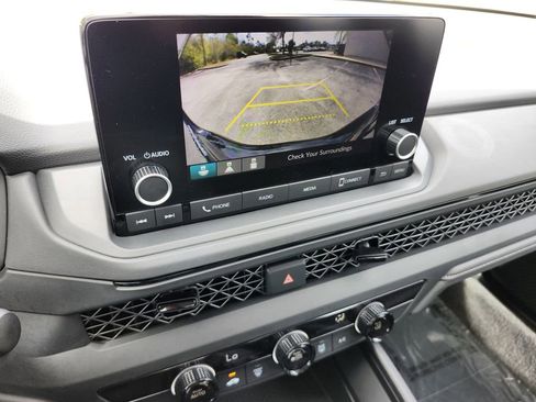 Used 2025 Honda Accord LX image 27
