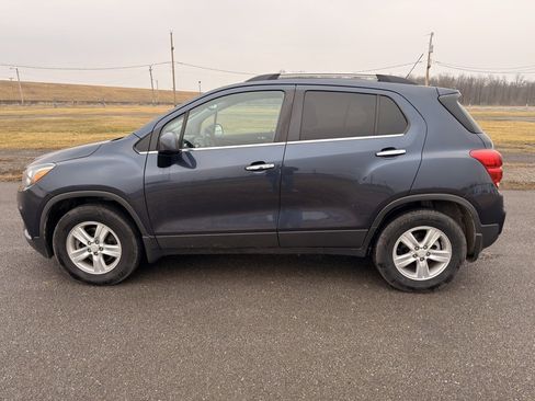 Used 2018 Chevrolet Trax LT w/ Driver Confidence Package image 10