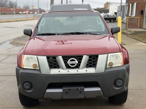 Used 2007 Nissan Xterra S w/ Tow Pkg image 2