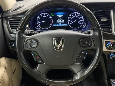 Used 2014 Hyundai Equus Signature image 16