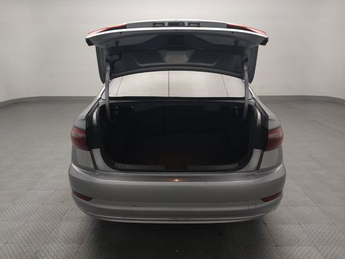 Used 2020 Volkswagen Jetta SE image 29