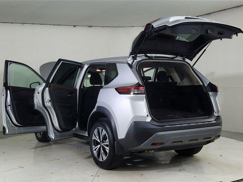 Certified 2022 Nissan Rogue SV image 11