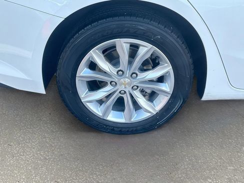 Used 2024 Chevrolet Malibu LT FWD image 30