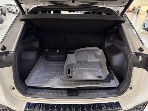 Certified 2026 Volkswagen Tiguan SEL R-Line image 12