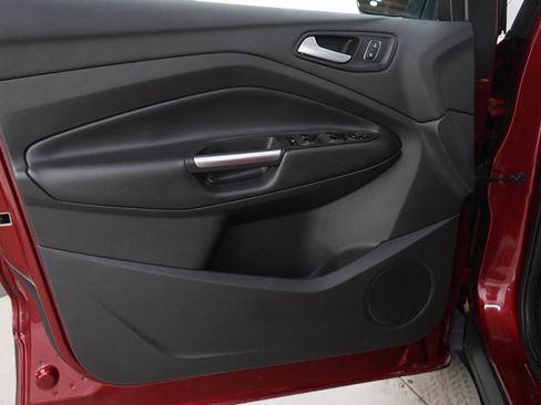 Used 2019 Ford Escape SE AWD/4WD image 19