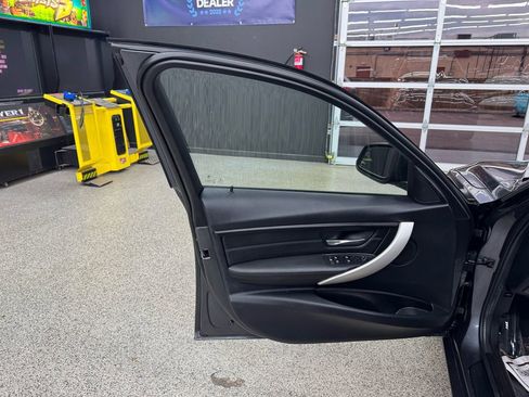 Used 2014 BMW 328i xDrive Wagon image 9