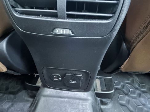 Used 2023 Ford Bronco Sport Badlands w/ Premium Package image 17