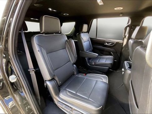 Used 2023 GMC Yukon SLT image 17
