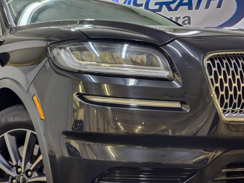 Used 2022 Lincoln Nautilus Standard image 16