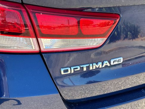 Used 2020 Kia Optima LX FWD image 24