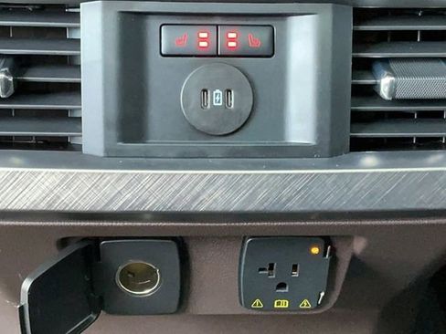 Used 2024 Ford F250 King Ranch w/ FX4 Off-Road Package image 23