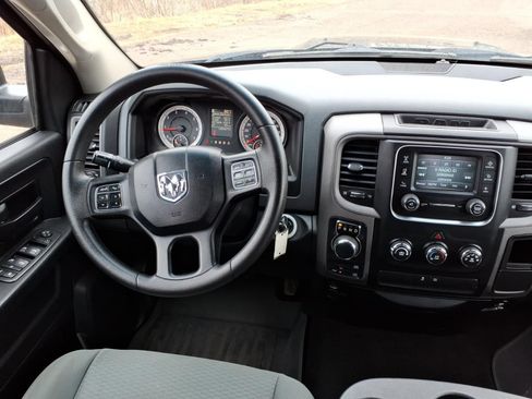 Used 2016 RAM 1500 Express w/ Black Ram 1500 Express Group AWD/4WD image 20