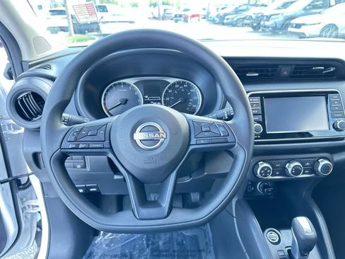 Used 2025 Nissan Kicks Play S FWD image 18