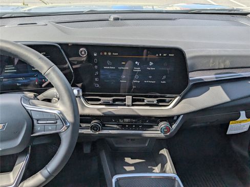 New 2026 Chevrolet Equinox LT w/ Safety and Technology Package AWD/4WD image 13