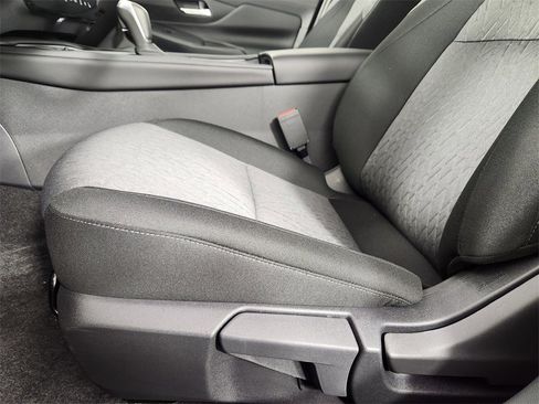 New 2026 Nissan Sentra SV w/ SV Convenience Package image 11