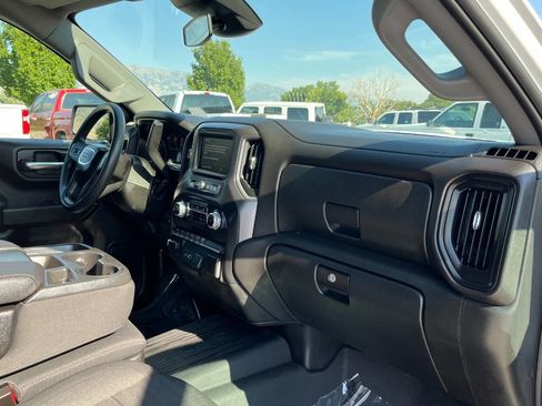 Used 2024 GMC Sierra 1500 Pro w/ Pro Value Package image 12
