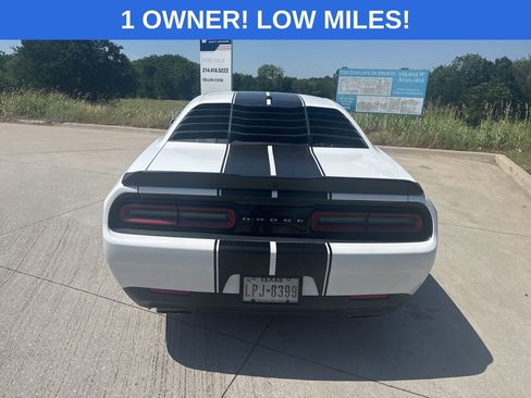 Used 2019 Dodge Challenger R/T w/ Blacktop Package RWD image 5