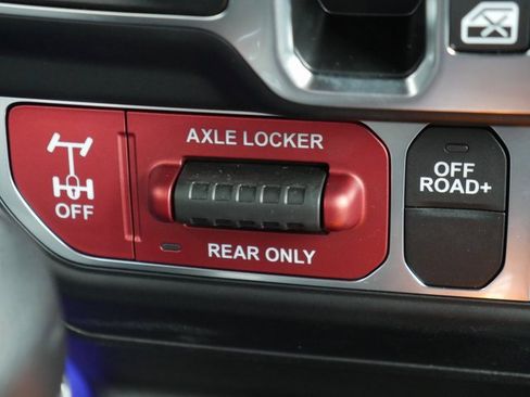 New 2025 Jeep Wrangler Unlimited Sport image 4