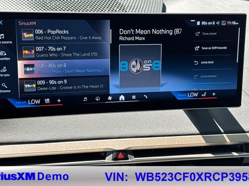 Used 2024 BMW iX xDrive50 w/ Sport Package AWD/4WD image 41