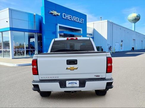 Used 2018 Chevrolet Silverado 1500 LT w/ All Star Edition image 4