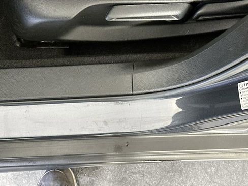 Certified 2025 Honda Accord LX image 9