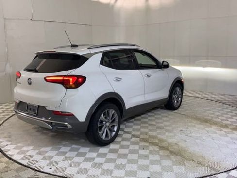 Used 2023 Buick Encore GX Essence w/ Experience Buick Package FWD image 8