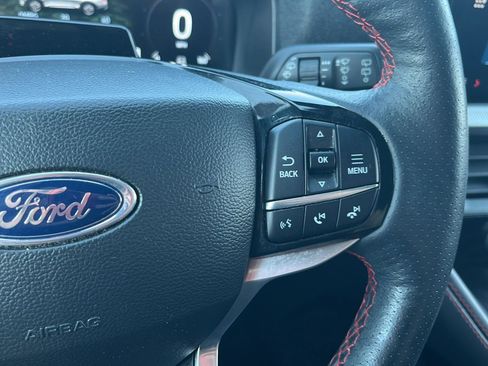 Used 2025 Ford Explorer ST-Line w/ ST-Line Street Pack AWD/4WD image 12