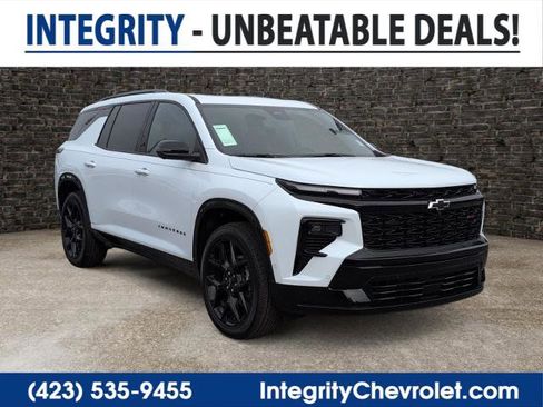 New 2026 Chevrolet Traverse Z71 w/ Driver Confidence Package image 1