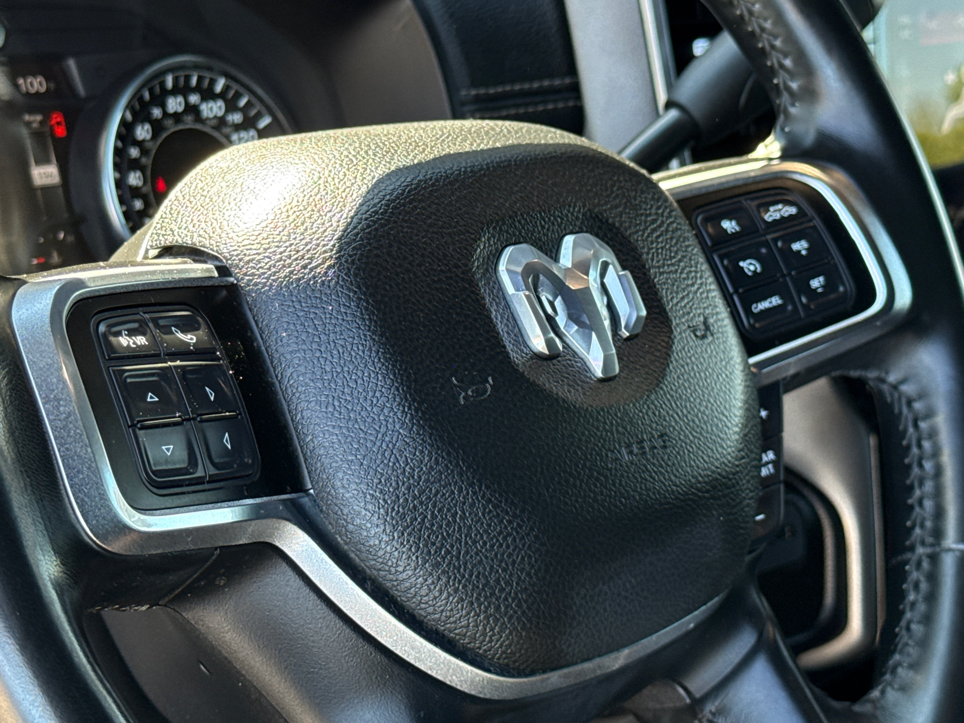 Used 2021 RAM 3500 Laramie AWD/4WD image 29