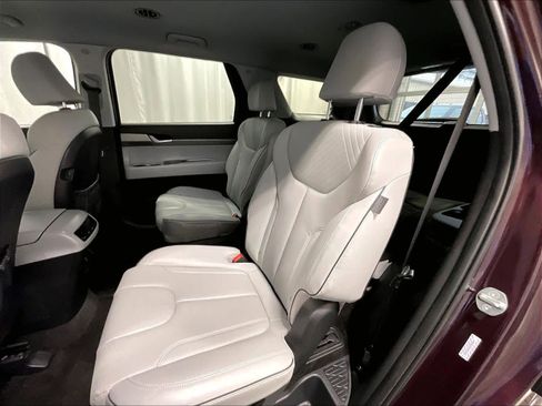 Used 2023 Hyundai Palisade SEL image 15