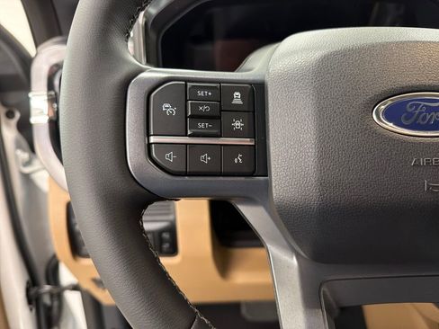 New 2026 Ford F250 Lariat w/ Lariat Premium Package image 19