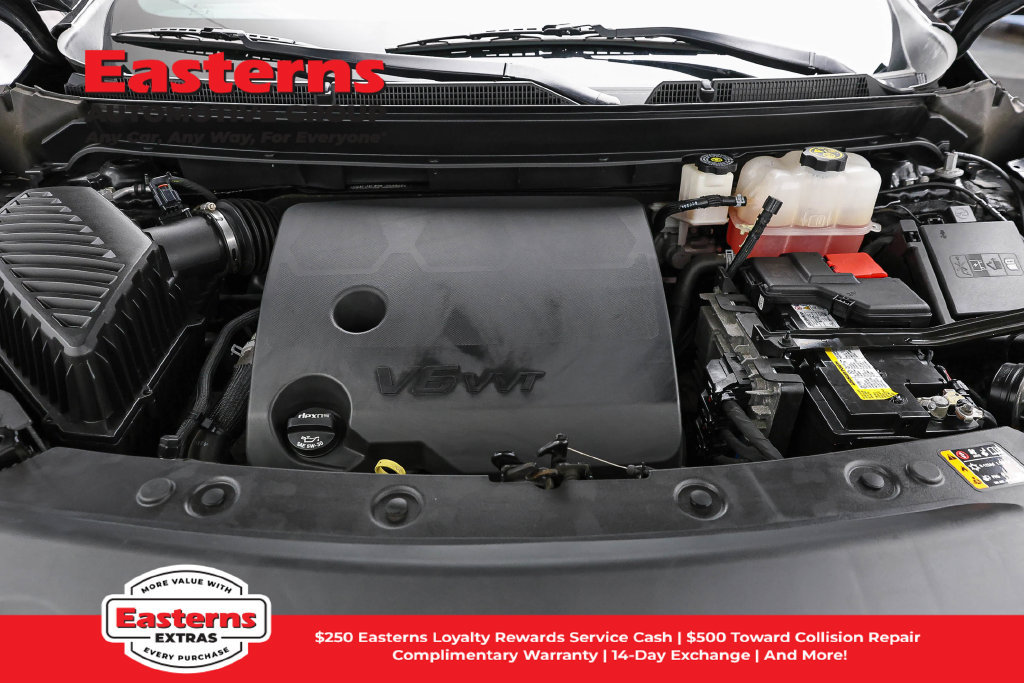 Used 2023 Buick Enclave Essence AWD/4WD image 8