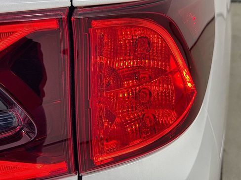 Certified 2026 Honda Odyssey EX-L image 36