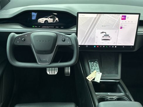 Used 2022 Tesla Model X Plaid AWD/4WD image 13