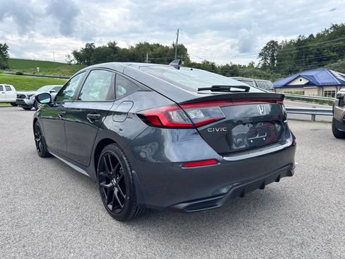 Used 2025 Honda Civic Sport image 4