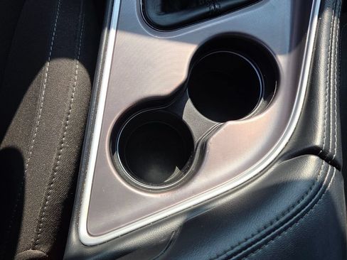 Used 2022 Dodge Challenger R/T RWD image 19