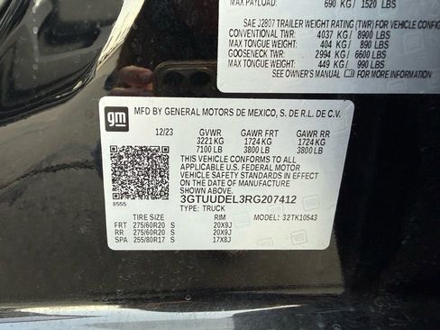 Used 2024 GMC Sierra 1500 SLT w/ SLT Premium Plus Package image 33