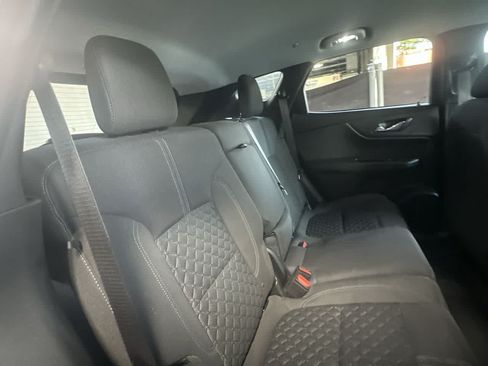 Used 2021 Chevrolet Blazer LT FWD image 26